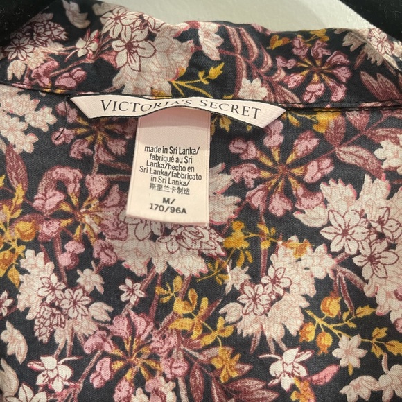 💜NWOT Victoria Secret Pajama Top💜 - Picture 3 of 3